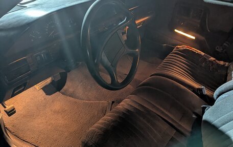 Pontiac Bonneville VIII, 1989 год, 300 000 рублей, 8 фотография