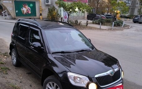 Skoda Yeti I рестайлинг, 2012 год, 1 000 000 рублей, 2 фотография