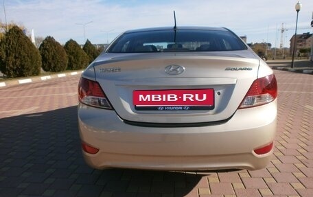Hyundai Solaris II рестайлинг, 2011 год, 860 000 рублей, 4 фотография