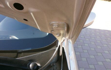 Hyundai Solaris II рестайлинг, 2011 год, 860 000 рублей, 23 фотография