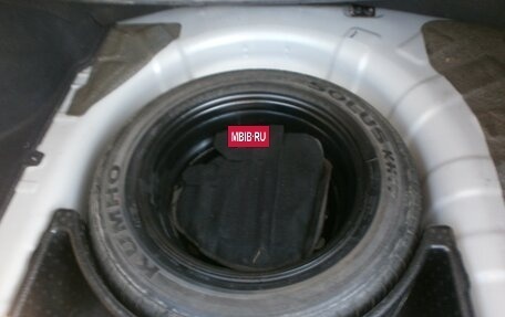 Hyundai Solaris II рестайлинг, 2011 год, 860 000 рублей, 28 фотография