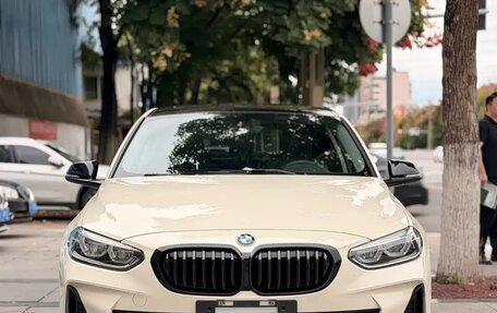 BMW 1 серия, 2021 год, 2 200 995 рублей, 2 фотография