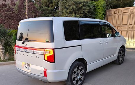 Mitsubishi Delica D:5 I, 2019 год, 3 000 000 рублей, 13 фотография
