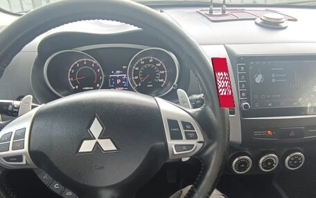 Mitsubishi Outlander III рестайлинг 3, 2010 год, 1 250 000 рублей, 6 фотография