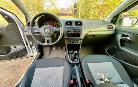 Volkswagen Polo VI (EU Market), 2012 год, 830 000 рублей, 11 фотография