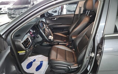 KIA Stonic, 2019 год, 1 850 000 рублей, 12 фотография