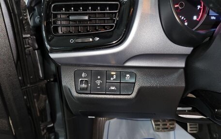 KIA Stonic, 2019 год, 1 850 000 рублей, 15 фотография