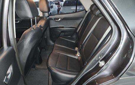 KIA Stonic, 2019 год, 1 850 000 рублей, 20 фотография