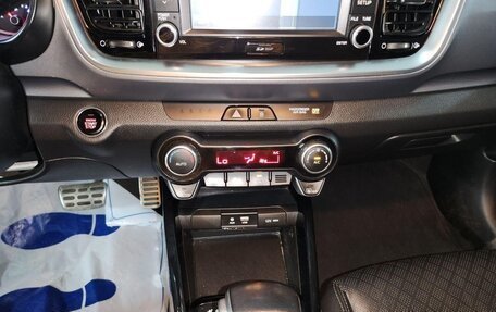 KIA Stonic, 2019 год, 1 850 000 рублей, 18 фотография