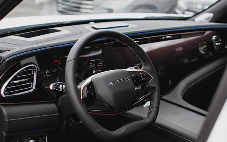 CheryExeed VX, 2024 год, 5 840 000 рублей, 29 фотография