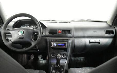 Skoda Octavia IV, 2007 год, 309 000 рублей, 10 фотография