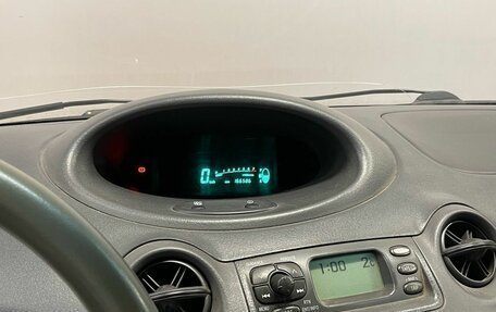 Toyota Yaris I рестайлинг, 1999 год, 260 000 рублей, 14 фотография