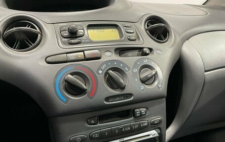 Toyota Yaris I рестайлинг, 1999 год, 260 000 рублей, 13 фотография