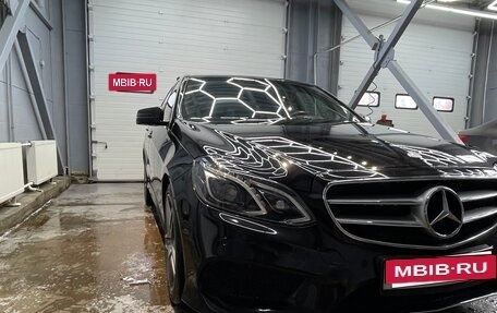 Mercedes-Benz E-Класс, 2013 год, 1 900 000 рублей, 3 фотография