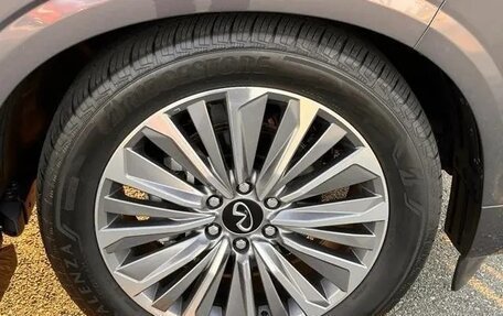 Infiniti QX80, 2025 год, 12 555 000 рублей, 11 фотография