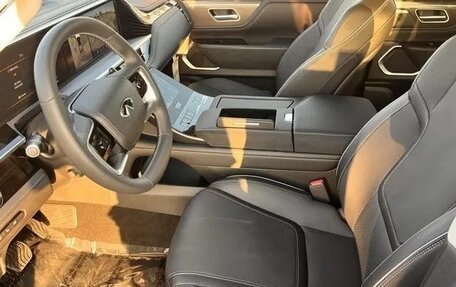 Infiniti QX80, 2025 год, 12 555 000 рублей, 16 фотография