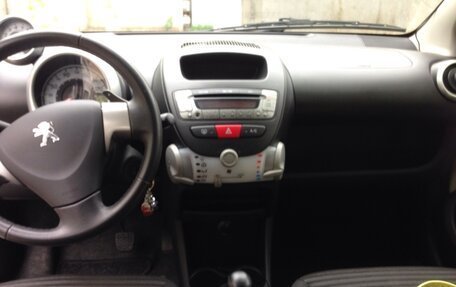 Peugeot 107 I рестайлинг, 2012 год, 350 000 рублей, 6 фотография