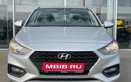 Hyundai Solaris II рестайлинг, 2018 год, 990 000 рублей, 2 фотография