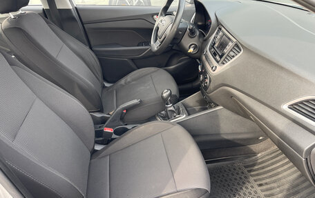 Hyundai Solaris II рестайлинг, 2018 год, 990 000 рублей, 20 фотография