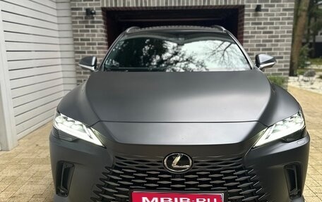 Lexus RX IV рестайлинг, 2023 год, 9 500 000 рублей, 1 фотография