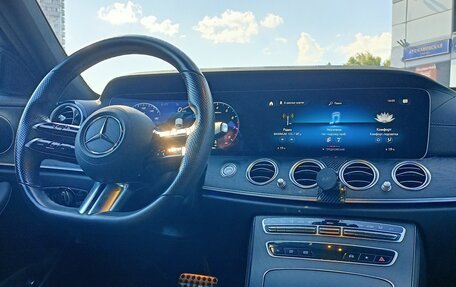 Mercedes-Benz E-Класс, 2022 год, 5 300 000 рублей, 8 фотография