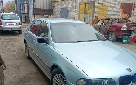 BMW 5 серия, 1998 год, 600 000 рублей, 3 фотография