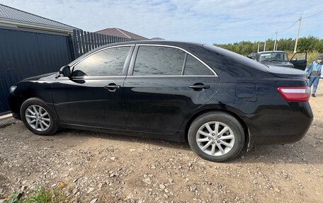 Toyota Camry, 2009 год, 1 025 000 рублей, 2 фотография