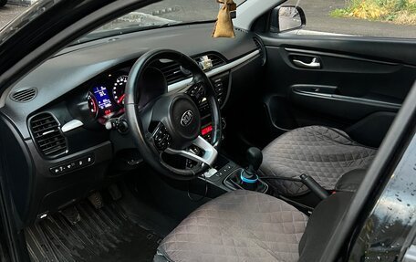 KIA Rio IV, 2018 год, 1 100 000 рублей, 8 фотография