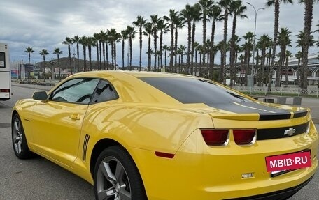 Chevrolet Camaro IV, 2010 год, 1 690 000 рублей, 3 фотография