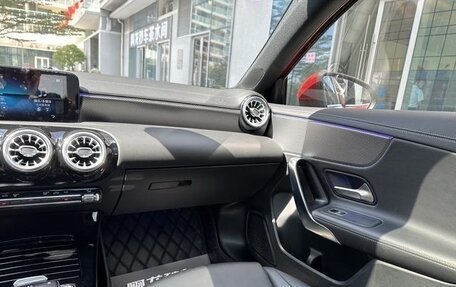 Mercedes-Benz A-Класс, 2022 год, 1 830 000 рублей, 19 фотография