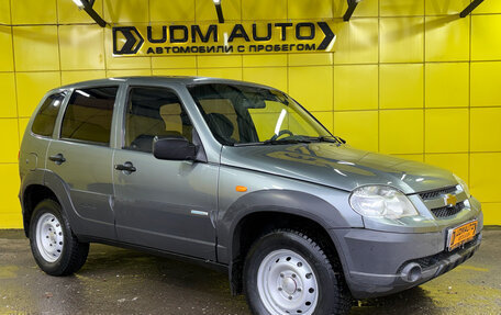 Chevrolet Niva I рестайлинг, 2010 год, 499 000 рублей, 4 фотография