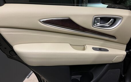 Infiniti QX60 I рестайлинг, 2017 год, 2 200 000 рублей, 11 фотография