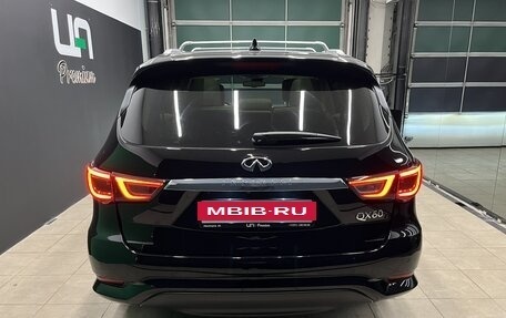 Infiniti QX60 I рестайлинг, 2017 год, 2 200 000 рублей, 5 фотография