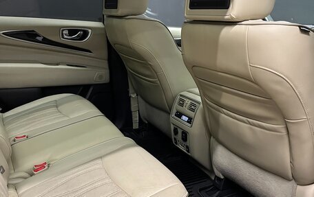 Infiniti QX60 I рестайлинг, 2017 год, 2 200 000 рублей, 18 фотография