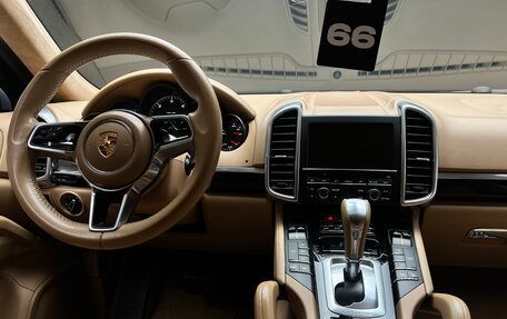 Porsche Cayenne III, 2015 год, 4 000 000 рублей, 21 фотография