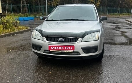 Ford Focus II рестайлинг, 2005 год, 490 000 рублей, 2 фотография