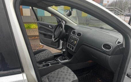 Ford Focus II рестайлинг, 2005 год, 490 000 рублей, 11 фотография