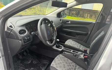 Ford Focus II рестайлинг, 2005 год, 490 000 рублей, 13 фотография