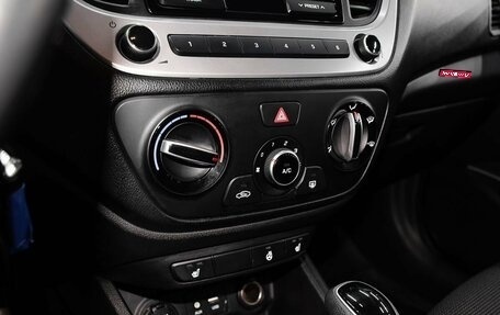 Hyundai Solaris II рестайлинг, 2018 год, 900 000 рублей, 7 фотография