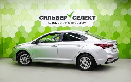 Hyundai Solaris II рестайлинг, 2018 год, 900 000 рублей, 14 фотография