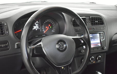 Volkswagen Polo VI (EU Market), 2015 год, 799 000 рублей, 9 фотография