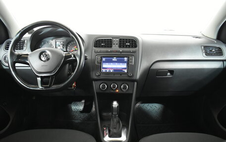 Volkswagen Polo VI (EU Market), 2015 год, 799 000 рублей, 7 фотография