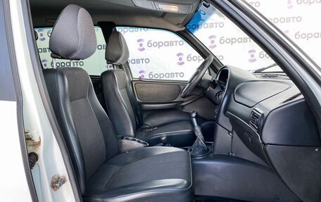 Chevrolet Niva I рестайлинг, 2011 год, 600 000 рублей, 14 фотография