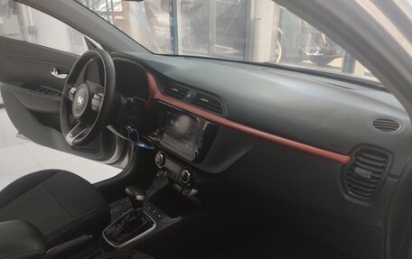 KIA Rio IV, 2020 год, 1 680 000 рублей, 9 фотография