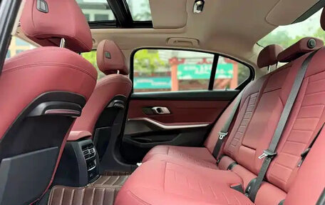 BMW 3 серия, 2022 год, 2 699 555 рублей, 14 фотография