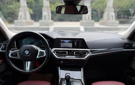 BMW 3 серия, 2022 год, 2 699 555 рублей, 10 фотография