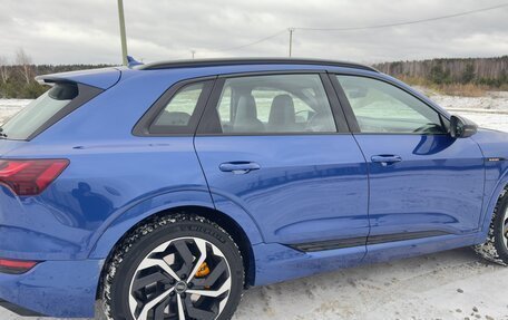 Audi e-tron I, 2021 год, 5 000 000 рублей, 5 фотография