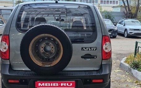 Chevrolet Niva I рестайлинг, 2012 год, 430 000 рублей, 6 фотография