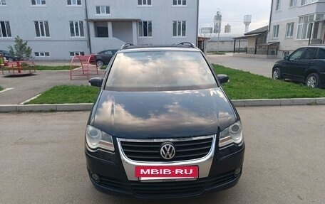 Volkswagen Touran III, 2007 год, 690 000 рублей, 6 фотография