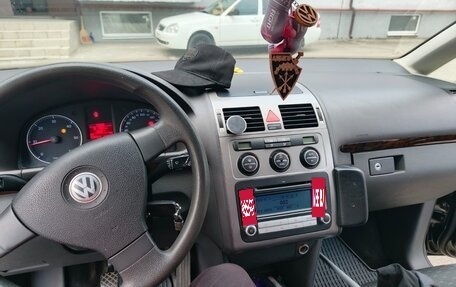 Volkswagen Touran III, 2007 год, 690 000 рублей, 21 фотография